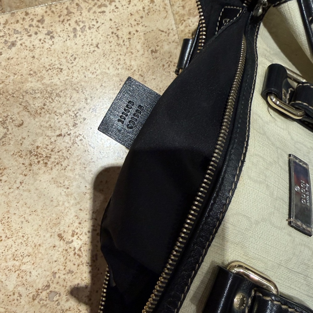 Gucci white Leather Shoulder Bag - Picture 2 of 8
